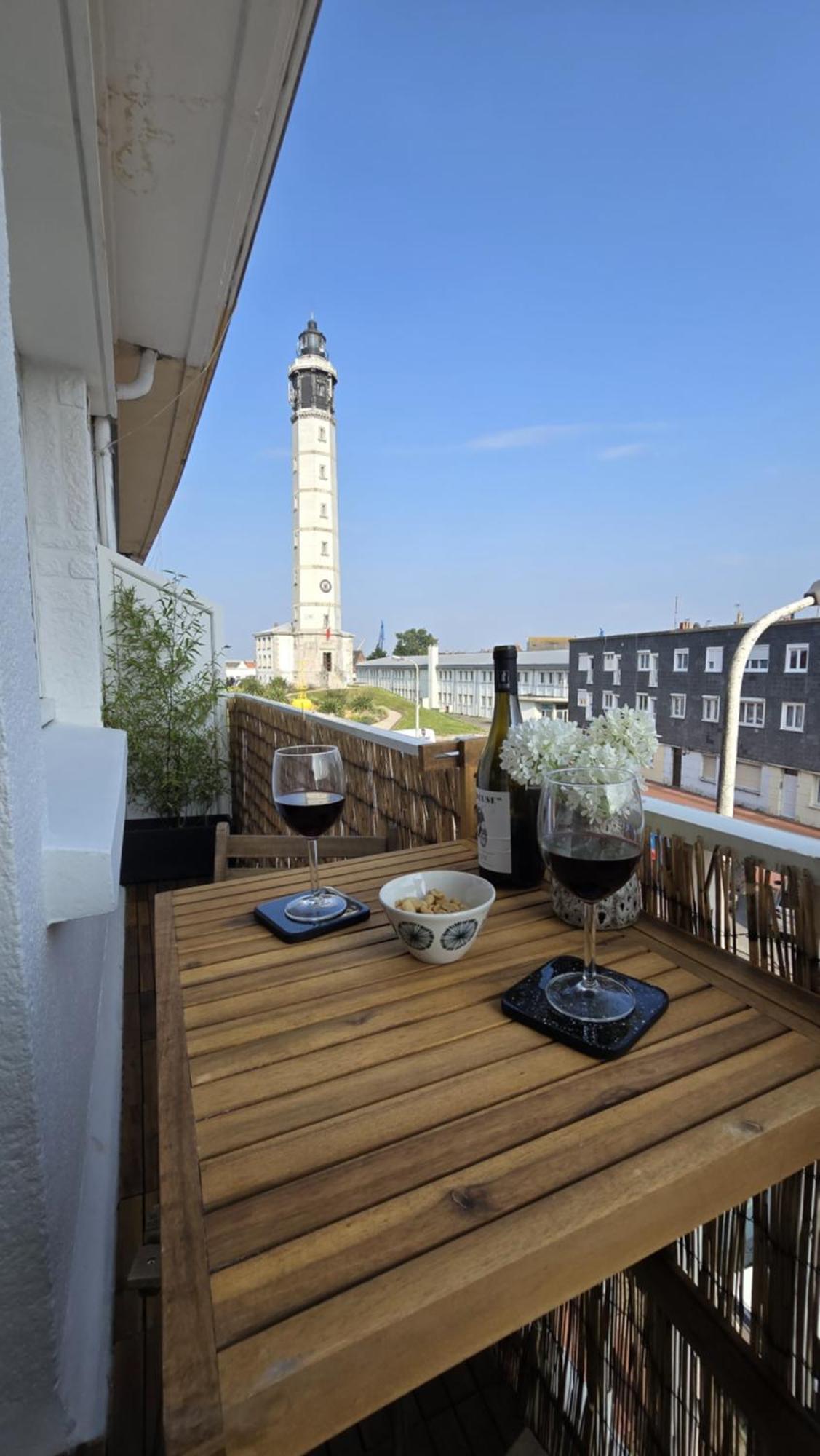 Thewatchtower Plage Dragon Ferry A Proximite Calais Ngoại thất bức ảnh